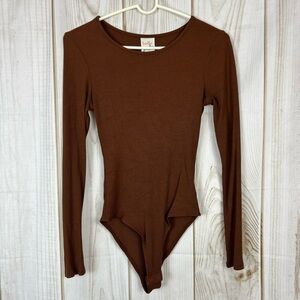 Belle Du Jour Bodysuit Soft Ribbed Round Neck Long Sleeve Top Brown Size Small